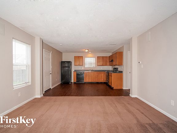 4th image of 4127 Candy Apple Blvd