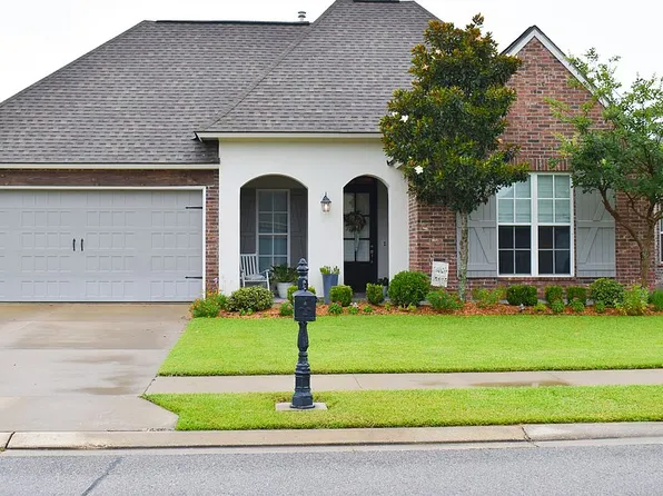 210 Capstone Xing, Lafayette, LA 70506