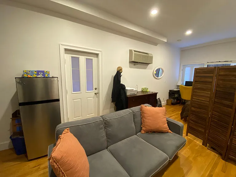 34 N Bennet St #C1 — Photo 4