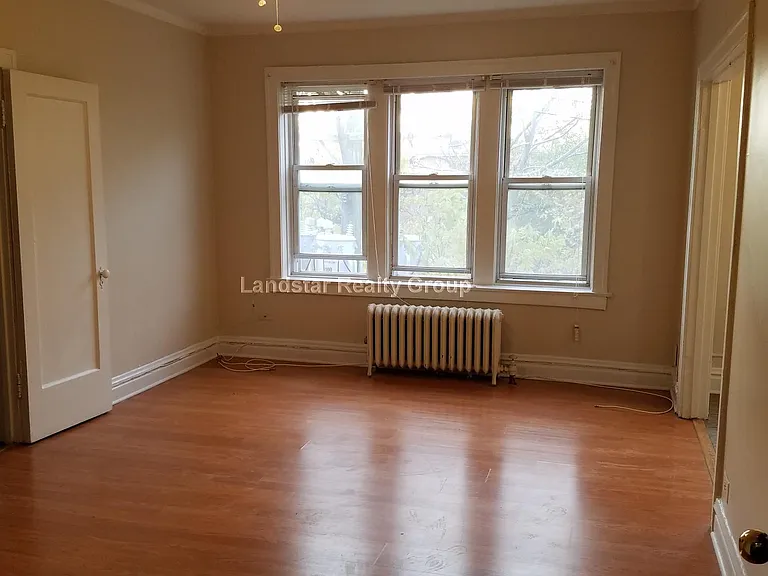1333 W Birchwood Ave #405 — Photo 1