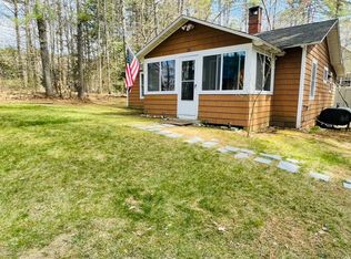 10 Jones Rd, Raymond, ME 04071