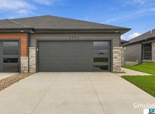 2544 Tupelo Ln, Lincoln, NE 68520