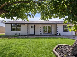 1610 SW 3rd St, Grand Prairie, TX 75051