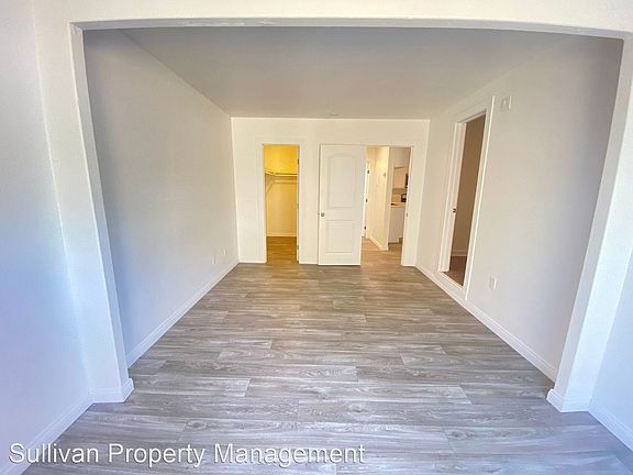 5th image of 33742 Silver Lantern St #B