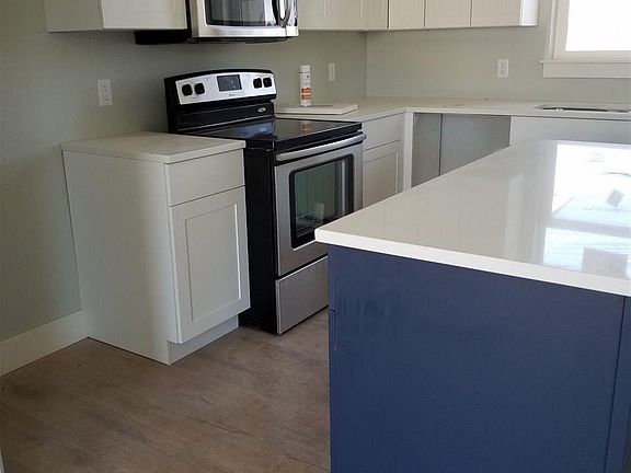 2nd image of 270 Glacier Meadow Way