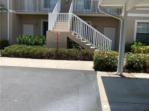 2855 Cypress Trace Cir APT 102, Naples, FL 34119