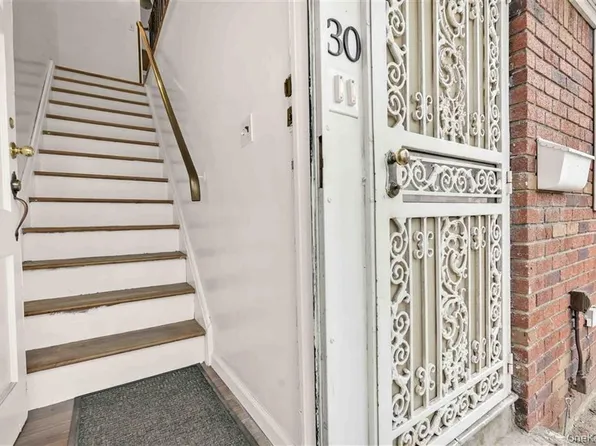 115-30 Inwood Street image 12 of 24