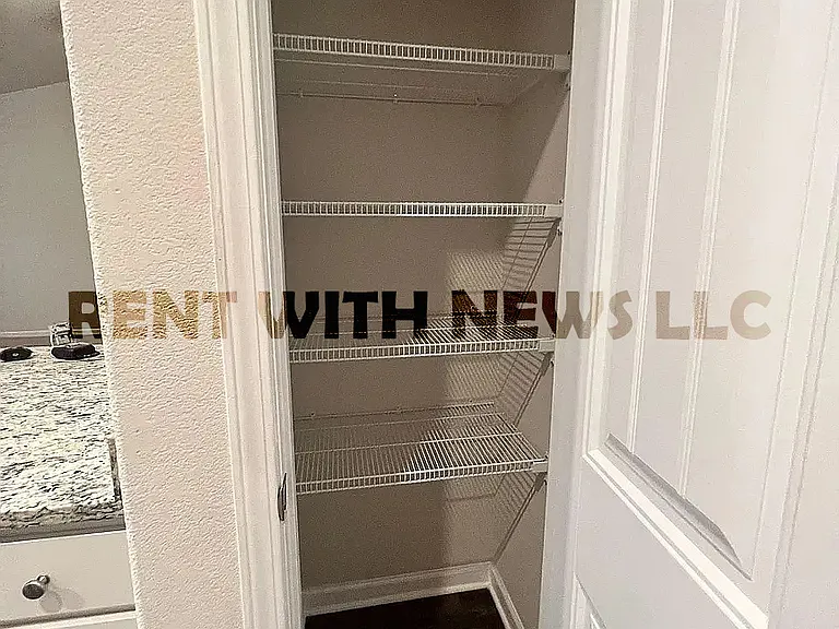 80 Shallow Dr — Photo 15