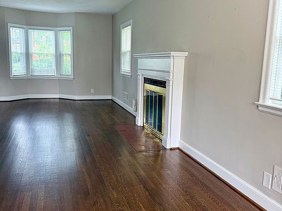 5th image of 1914 Avon Rd SW Unit A