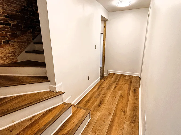 1714 E Pratt St — Photo 8