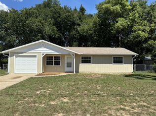 612 Dora Ave, Tavares, FL 32778