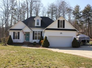 178 Spicewood Cir, Troutman, NC 28166