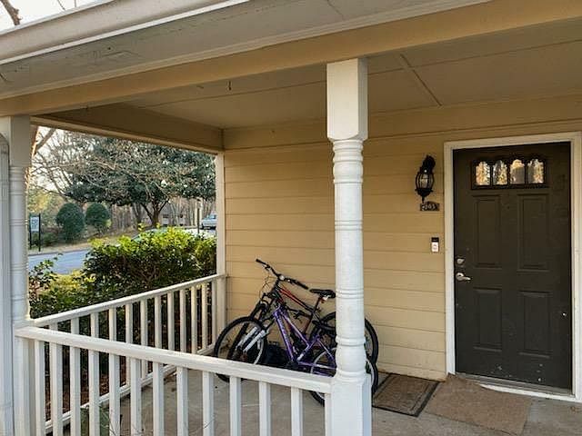 2nd image of 4161 Riverlook Pkwy SE Unit 205
