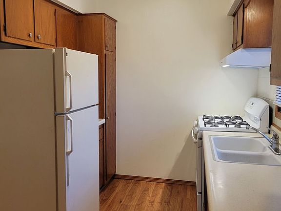 5th image of 501-505 Mulberry Dr E #509