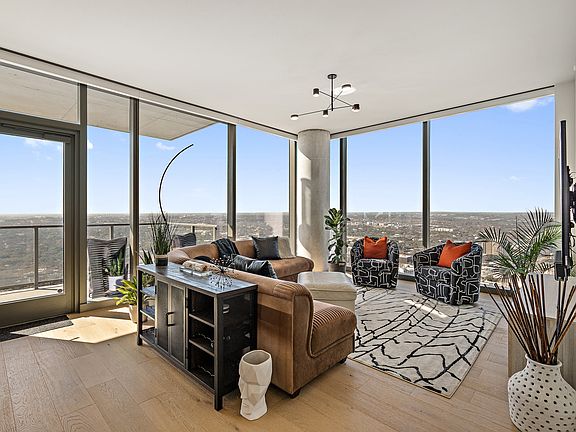 Beautifully furnished living room