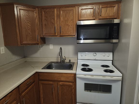 2nd image of 9609 14th Bay St APT B