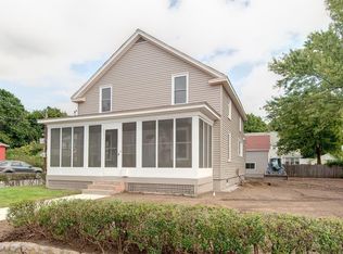 169 N Main St, Uxbridge, MA 01569