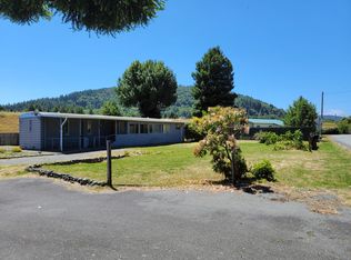 390 Terwer Riffle Rd, Klamath, CA 95548