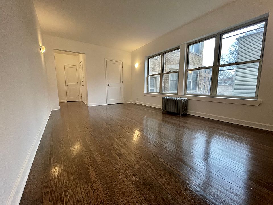 1st image of 1446 W Winnemac Ave #1B