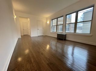 1446 W Winnemac Ave #1B, Chicago, IL 60640