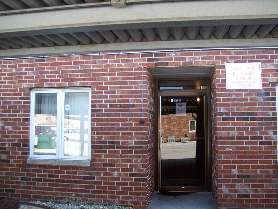 2nd image of 1906 Pulaski Rd APT 1E
