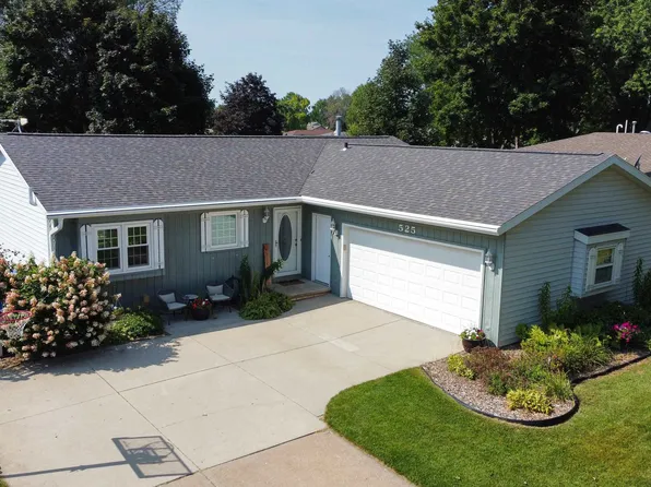525 Wildwood Dr, Kaukauna, WI 54130