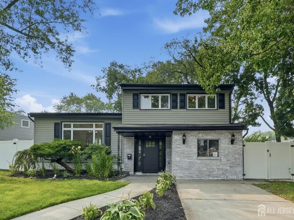 5 Harold St, Old Bridge, NJ 08857