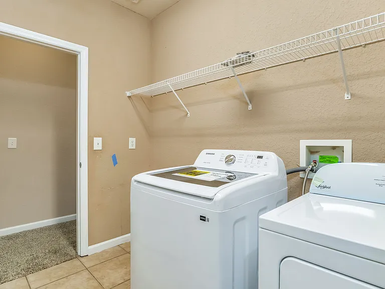 7095 N Blue Angel Pkwy #206 — Photo 15