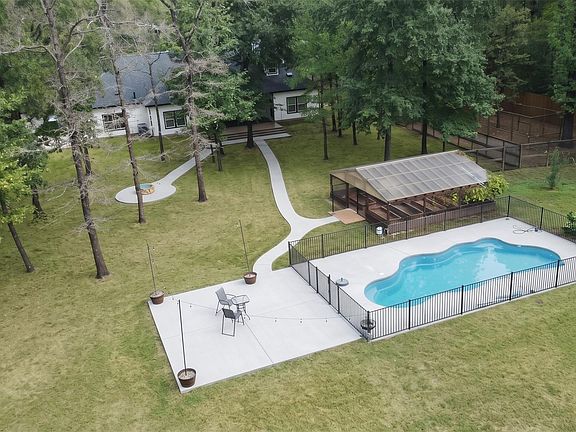 2nd image of 20011 Mahogany Ridge Dr