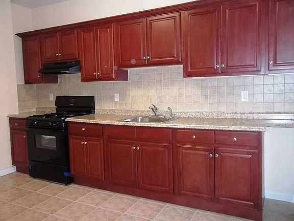 2nd image of 24 N 17th St