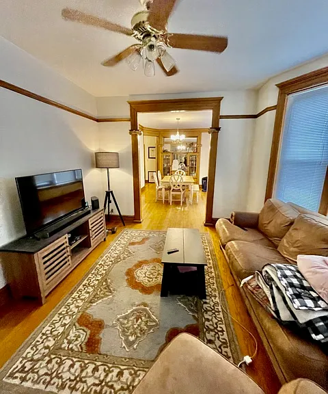 1514 W Cornelia Ave #3 — Photo 2