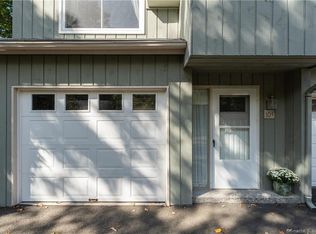 104 Wauwinet Trl, Guilford, CT 06437