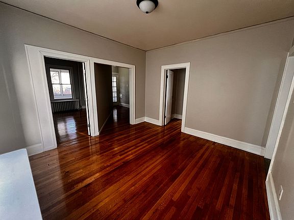 2nd image of 93 Homestead Ave Floor 1