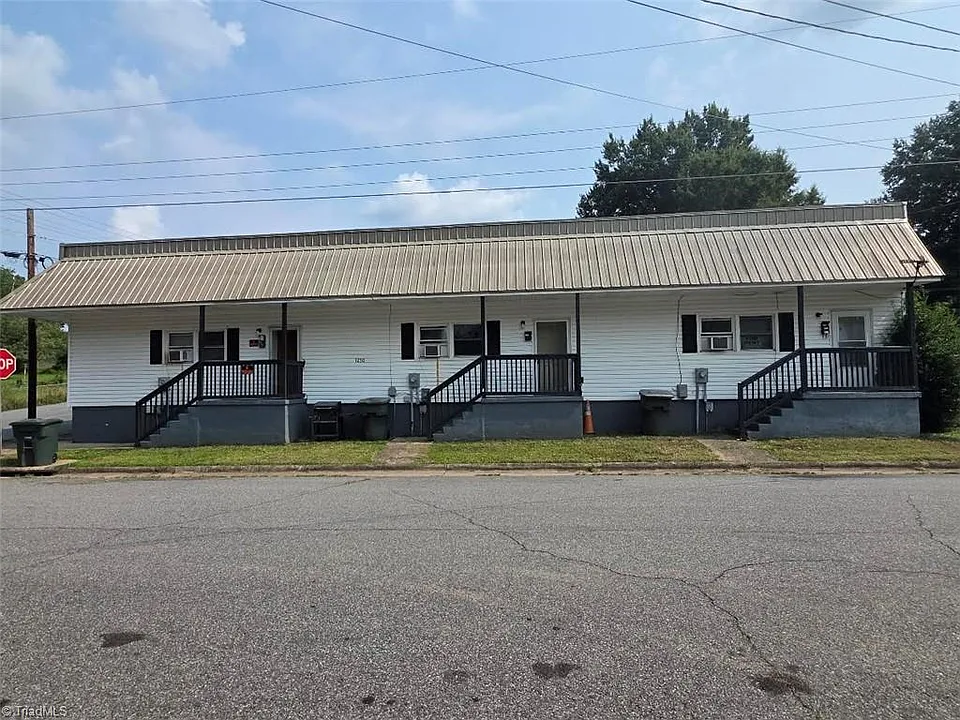 1230 Ridge Ave #1