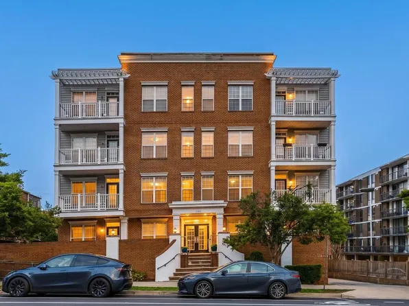 1423 N Rhodes St APT 201, Arlington, VA 22209