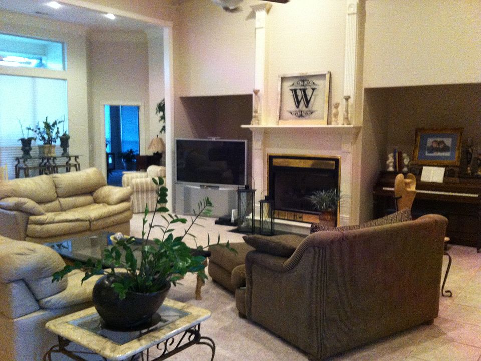 1st image of 3530 Summerhill Dr