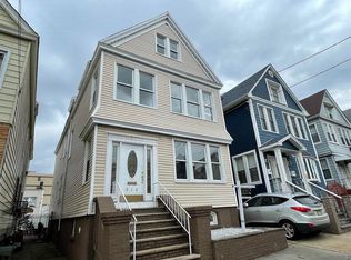 310 Stegman Pkwy FLOOR 2, Jersey City, NJ 07305