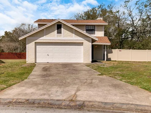 1327 Bramblewood Dr, Lakeland, FL 33811