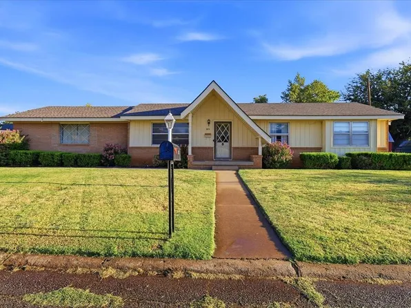813 Standifer Rd, Elk City, OK 73644