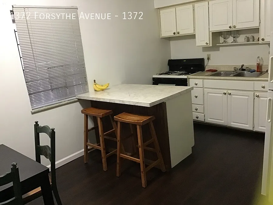 Osu Southwest Campus 2 Bed Townhouse Facetime Showings Available — Photo 3