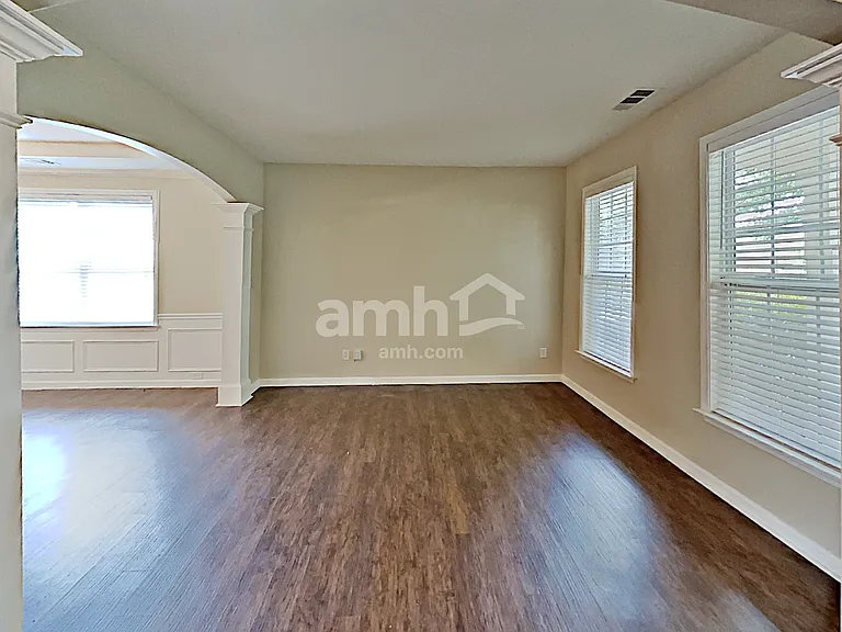 55 Palisades Dr — Photo 23