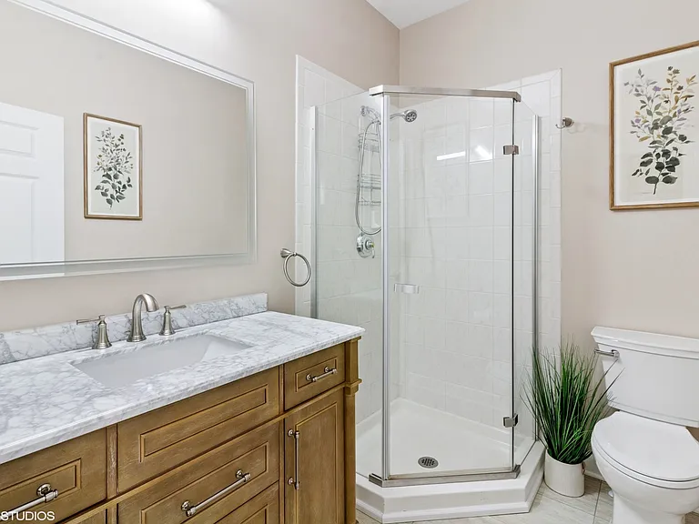3304 Rollingridge Rd — Photo 24