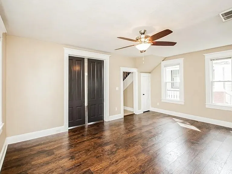 126 Hough Ave — Photo 7