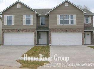 1624 NW Garrett Dr, Blue Springs, MO 64015