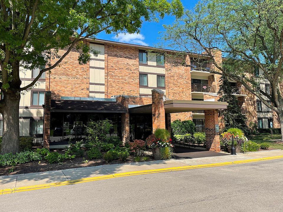 1st image of 301 Lake Hinsdale Dr APT 413