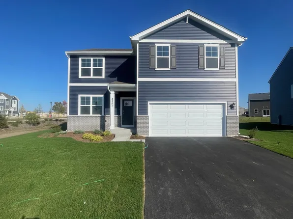 2581 Santa Fe Dr, Pingree Grove, IL 60140