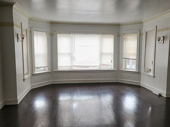 3rd image of 7735 S Essex Ave #1