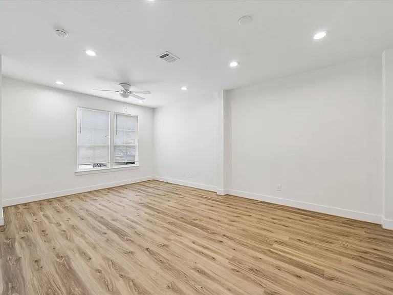 2749 Redrock St #B — Photo 7