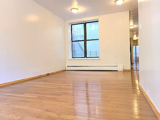 4th image of 4405 6th Ave #2DD
