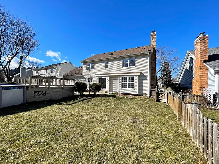 1528 E Bailey Rd — Photo 32